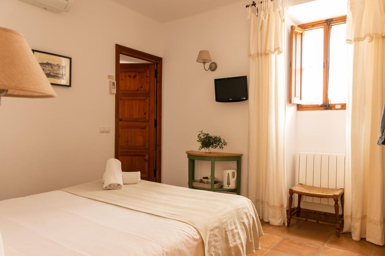 Hotel Cal Secretari Vell - Turismo De Interior 3*